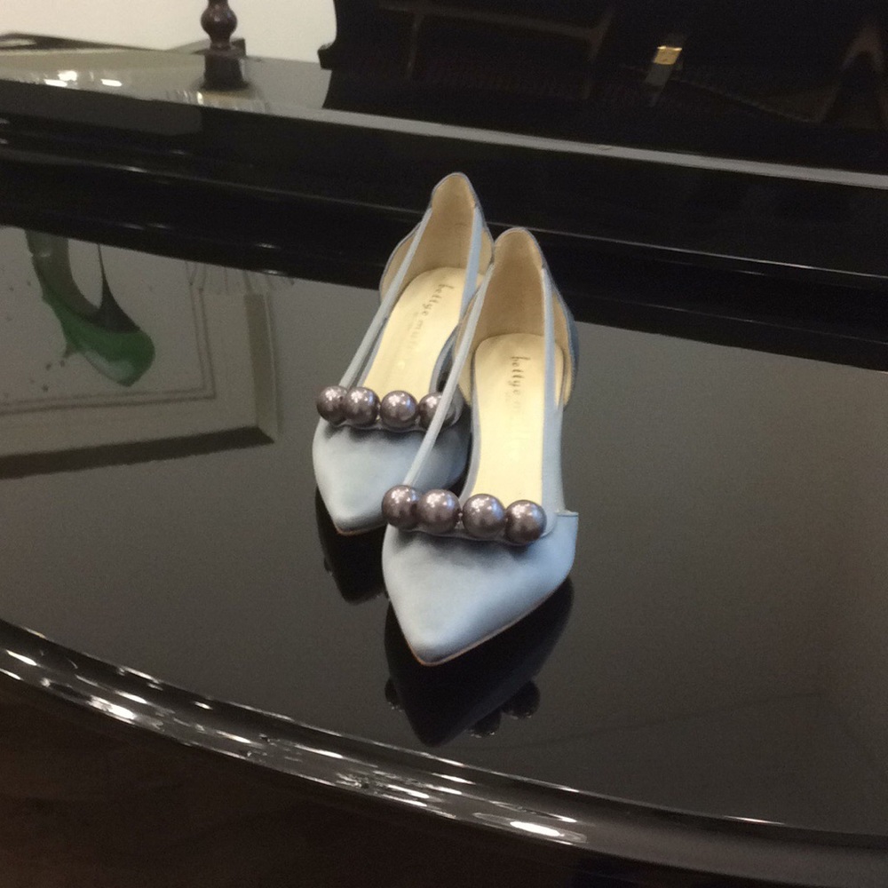 Shoes - Picture 2 of 2